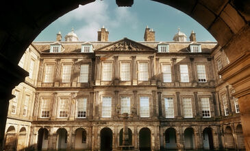 Royal Londra Turu - Türk Hava Yolları ile